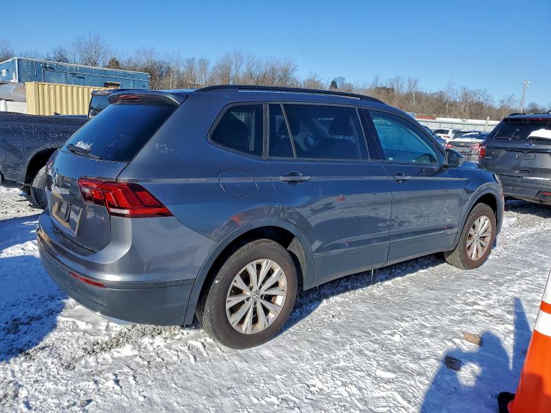 Фото 3 - VOLKSWAGEN TIGUAN