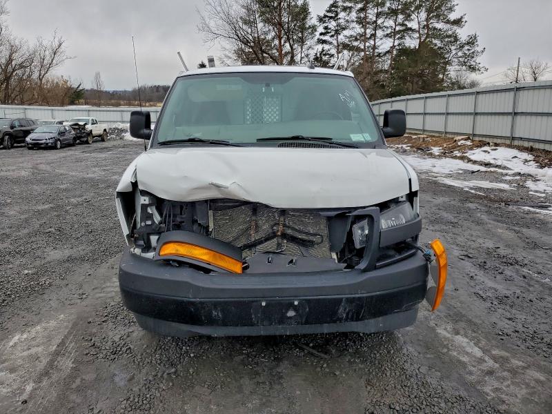 Фото 5 - GMC SAVANA