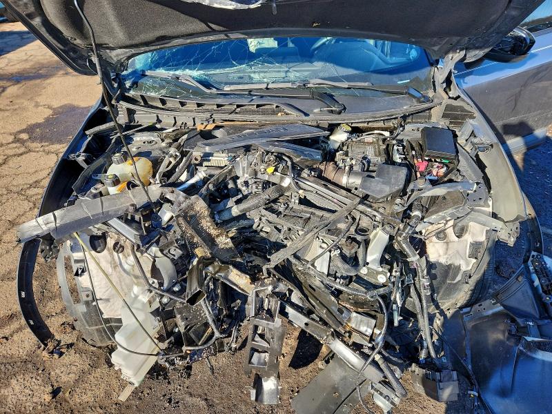 Фото 12 - NISSAN ROGUE