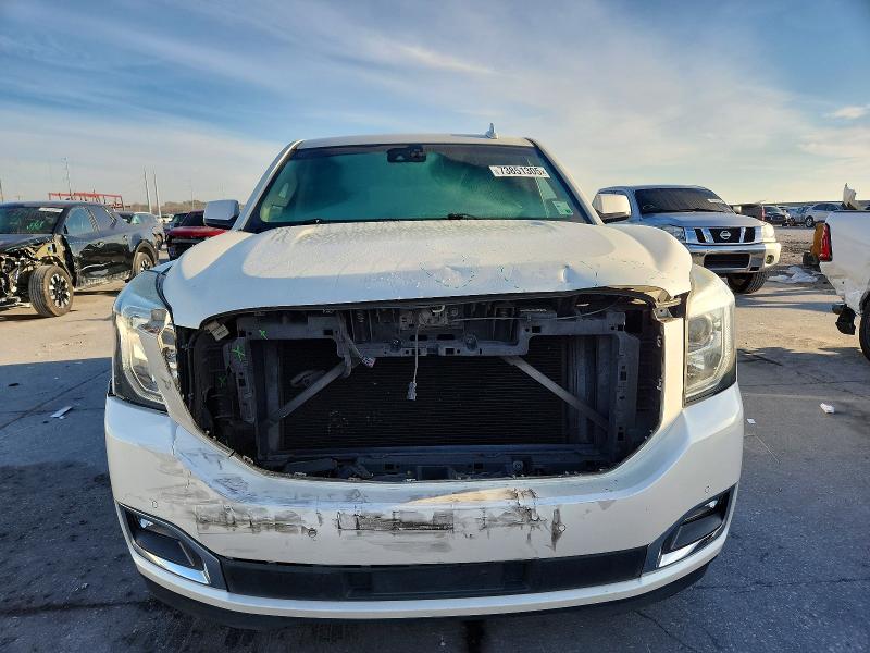 Фото 5 - GMC YUKON