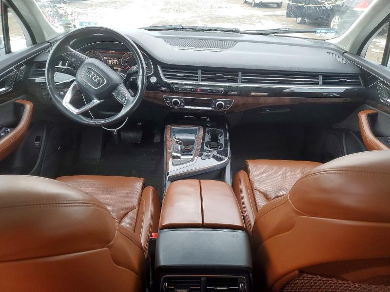 Фото 8 - AUDI Q7