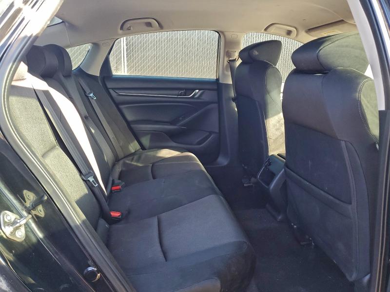 Фото 10 - HONDA ACCORD