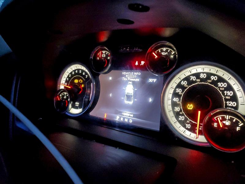 Фото 9 - RAM 1500