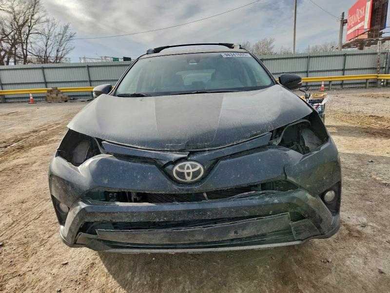 Фото 5 - TOYOTA RAV4