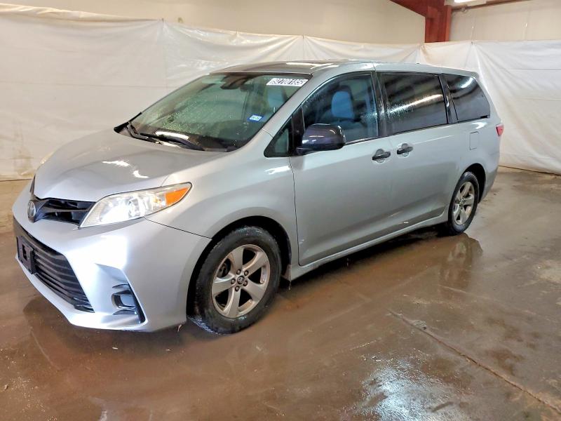 Фото 1 - TOYOTA SIENNA