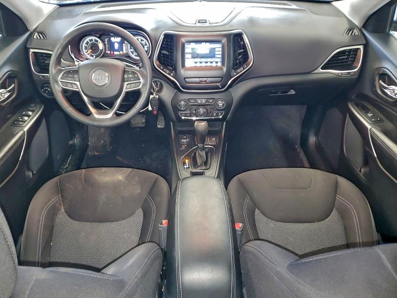 Фото 8 - JEEP GRAND CHER