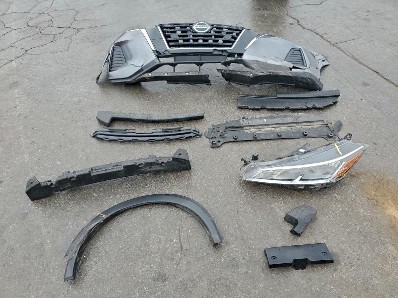 Фото 13 - NISSAN KICKS