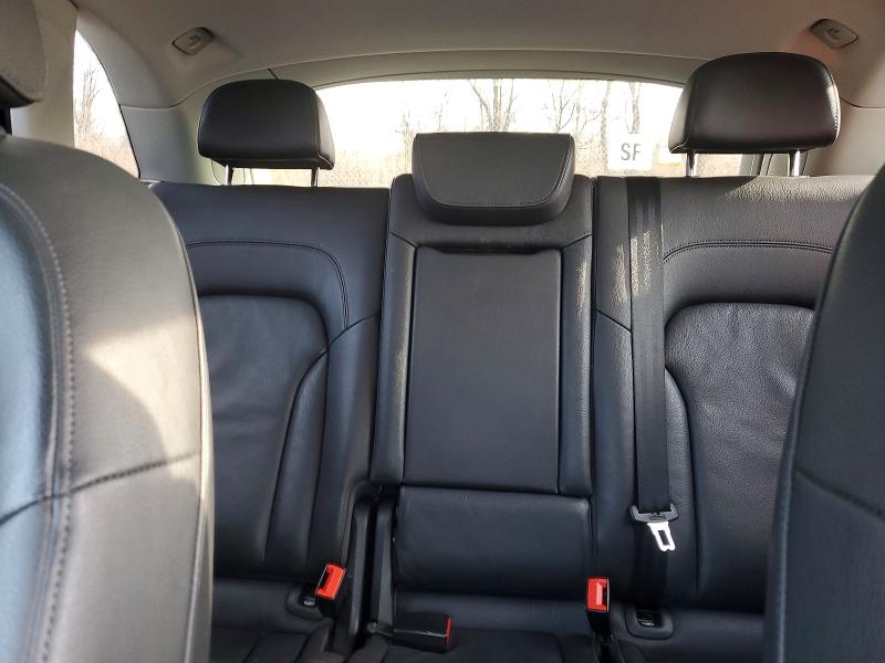 Фото 10 - AUDI Q5