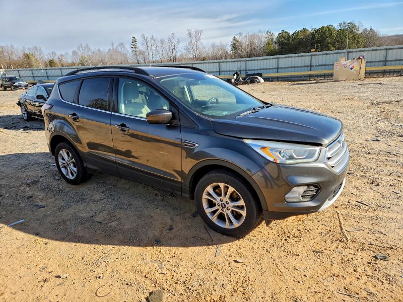 Фото 4 - FORD ESCAPE