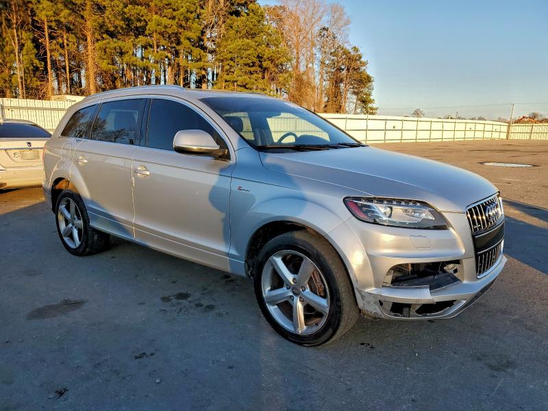 Фото 4 - AUDI Q7