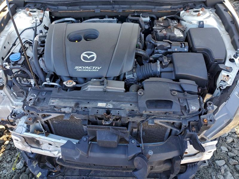 Фото 11 - MAZDA 3