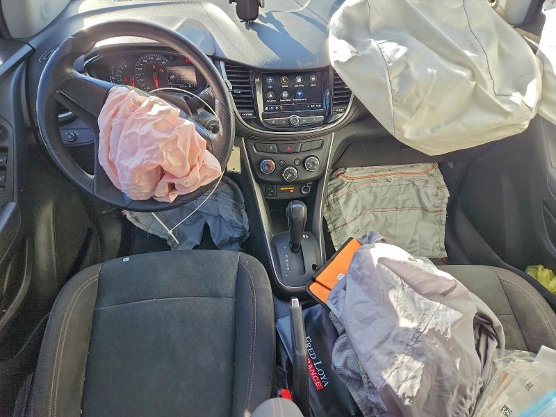 Фото 8 - CHEVROLET TRAX