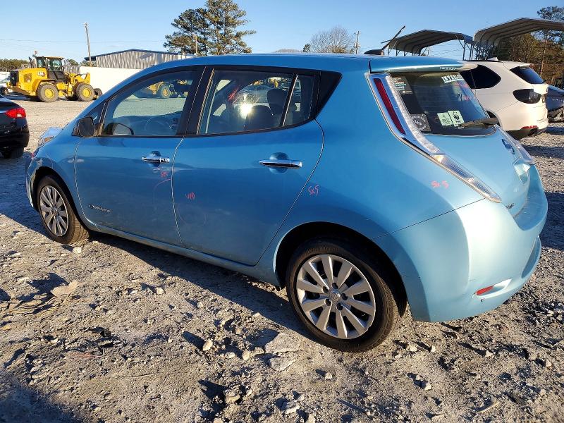 Фото 2 - NISSAN LEAF