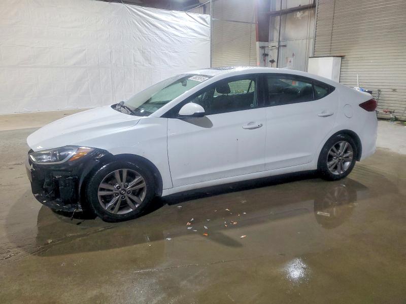 Фото 1 - HYUNDAI ELANTRA