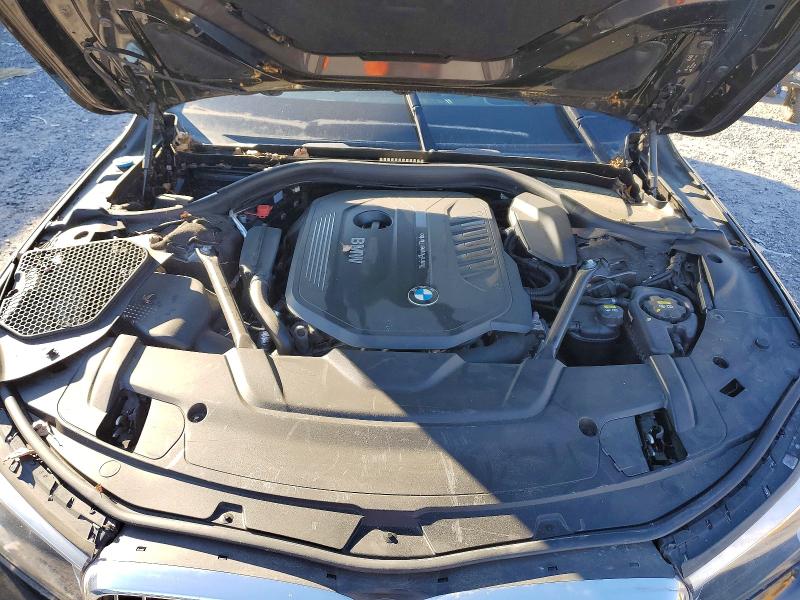 Фото 11 - BMW 7 SERIES