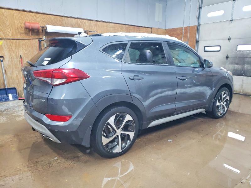 Фото 3 - HYUNDAI TUCSON