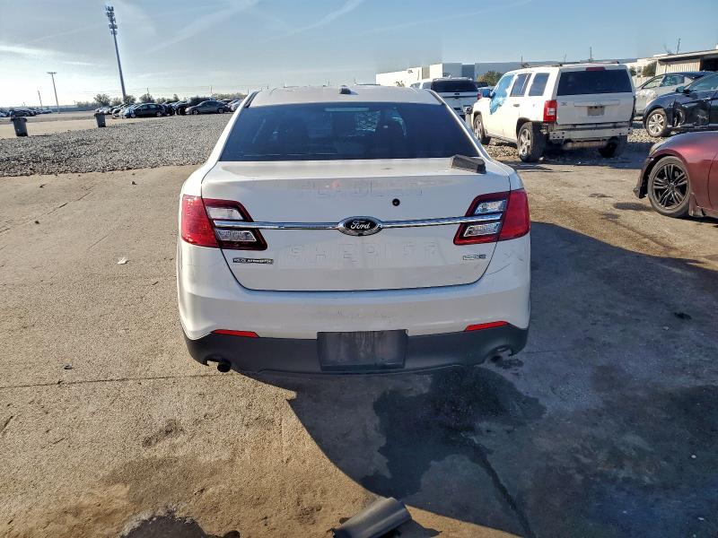 FORD TAURUS 2018 VIN 1FAHP2MK5JG133647