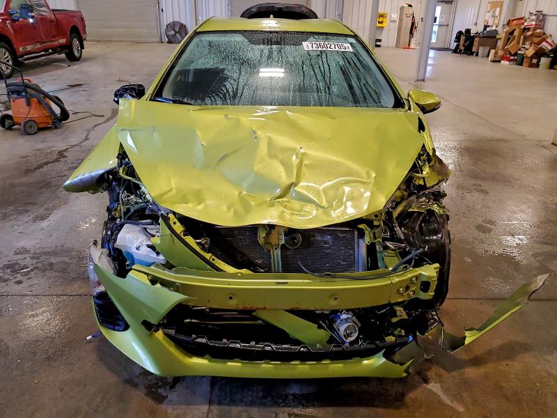 Фото 5 - TOYOTA PRIUS