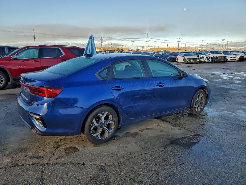 Фото 3 - KIA FORTE