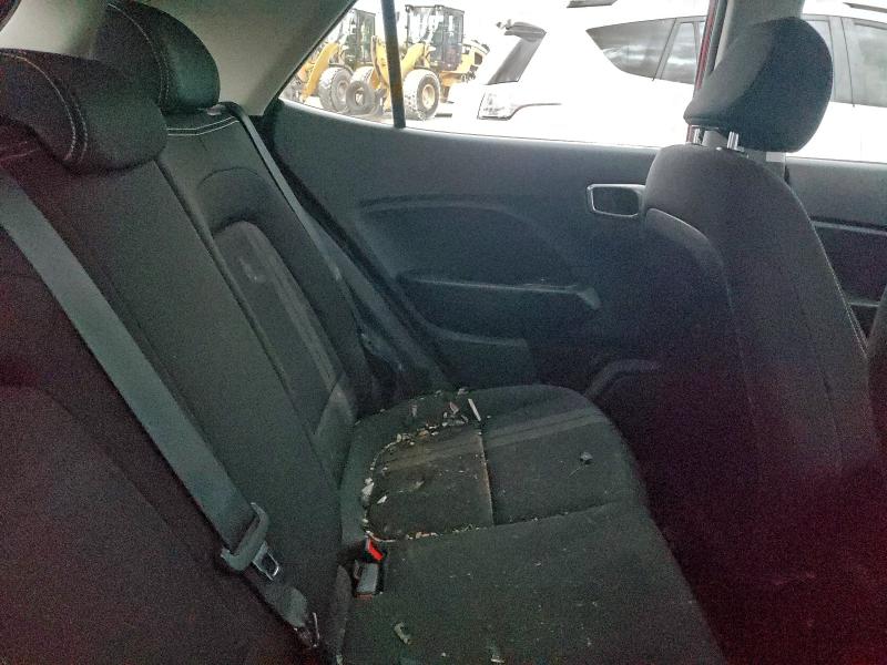 Фото 11 - HYUNDAI VENUE