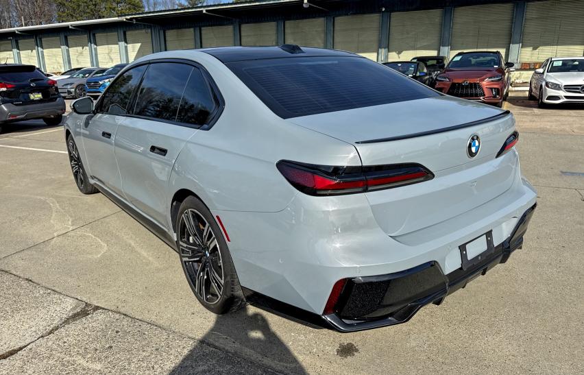 Фото 3 - BMW 7 SERIES