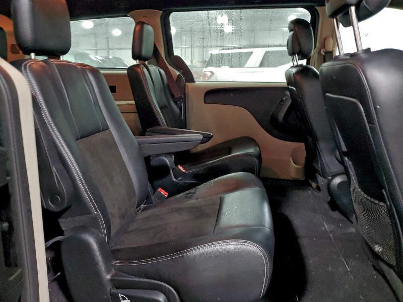 Фото 11 - DODGE CARAVAN