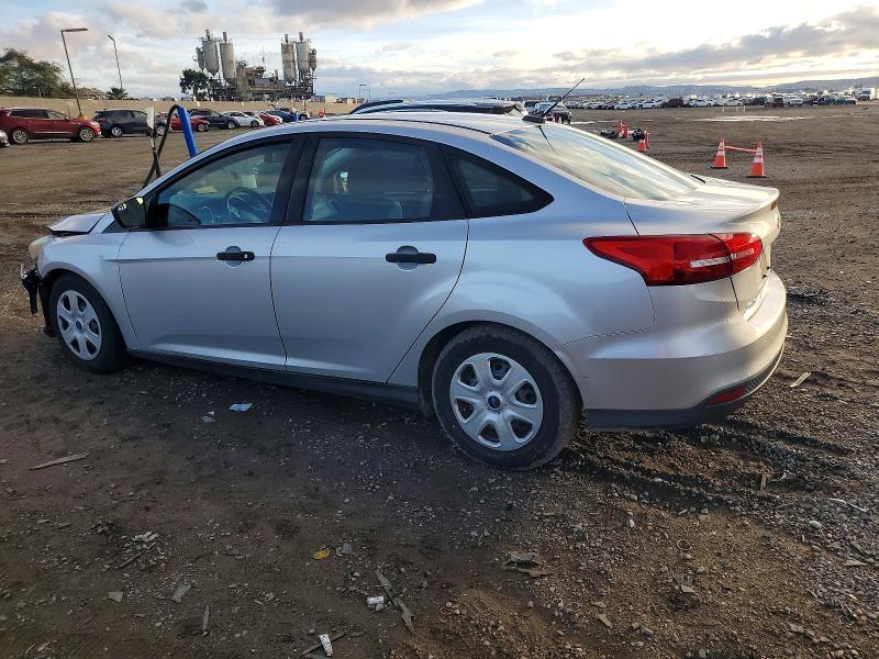 Фото 2 - FORD FOCUS