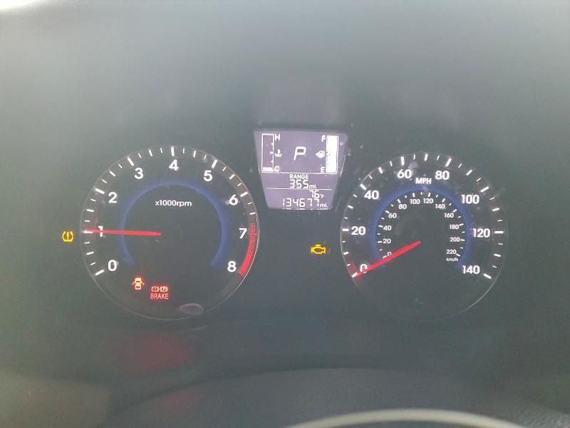 Фото 9 - HYUNDAI ACCENT