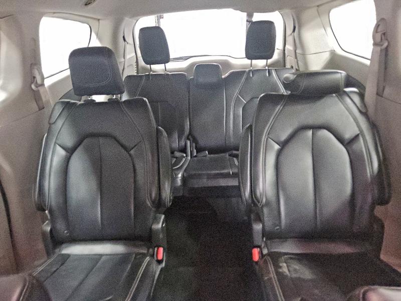 Фото 10 - CHRYSLER PACIFICA