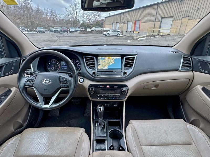 Фото 9 - HYUNDAI TUCSON