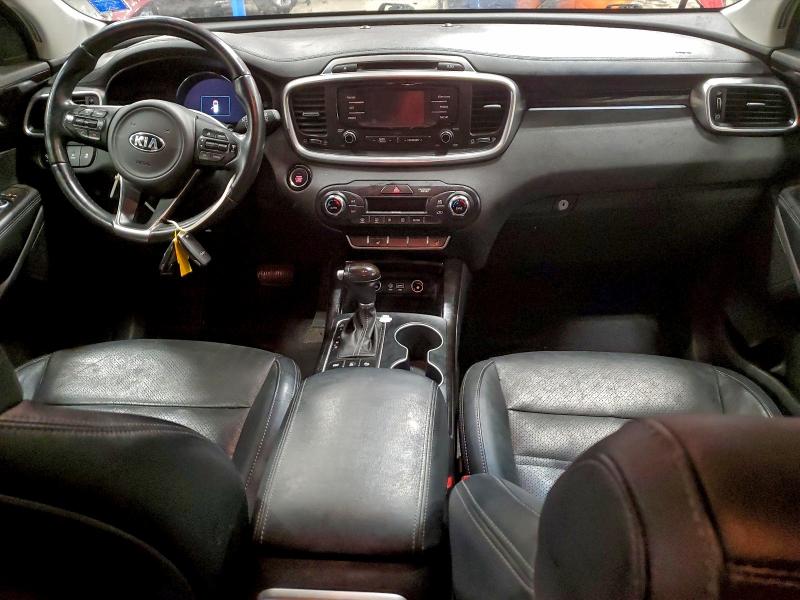 Фото 8 - KIA SORENTO