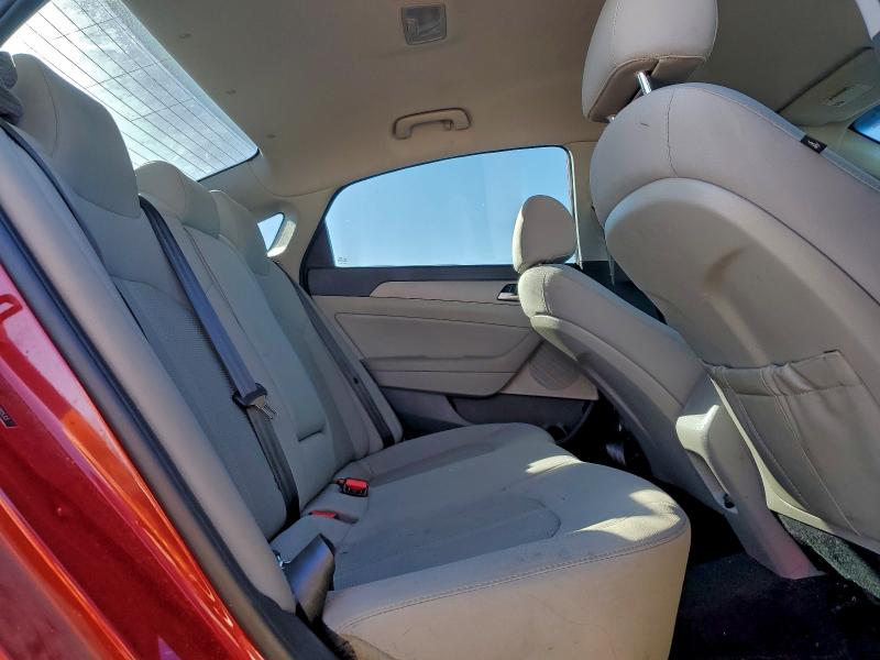 Фото 10 - HYUNDAI SONATA