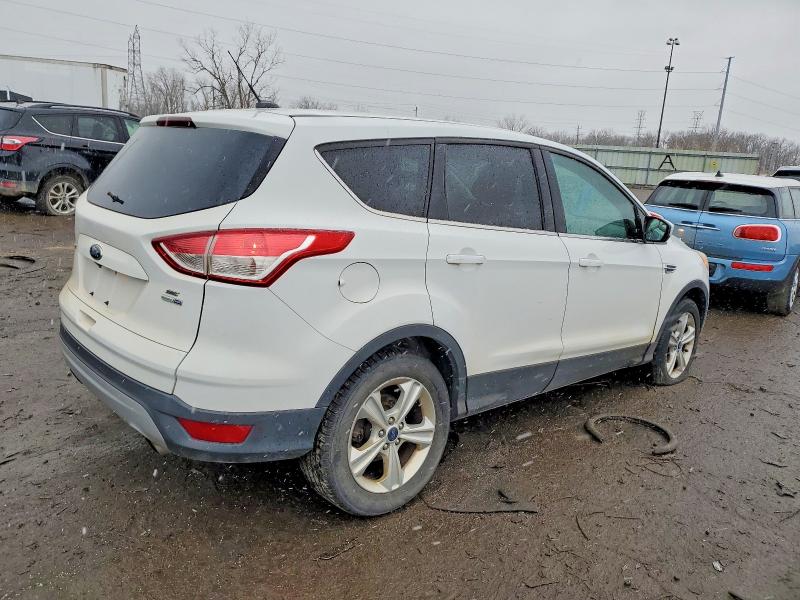 Фото 3 - FORD ESCAPE