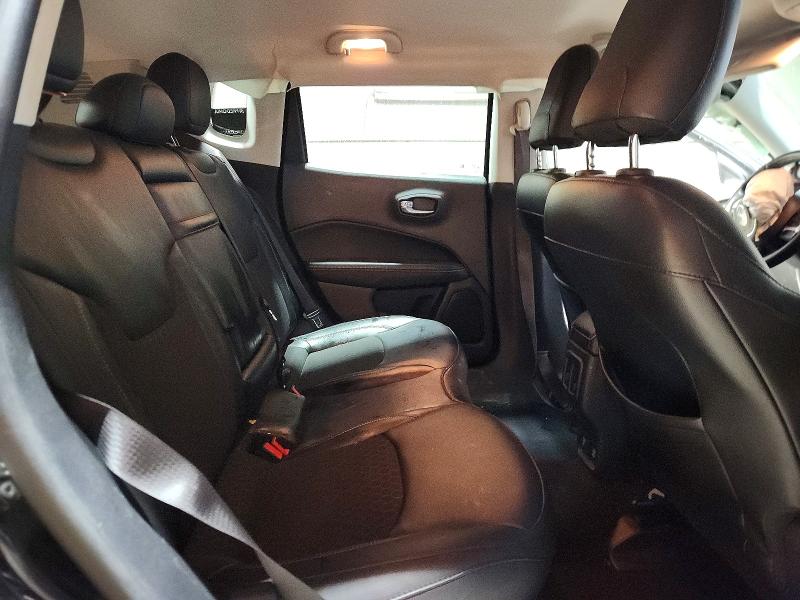 Фото 11 - JEEP COMPASS