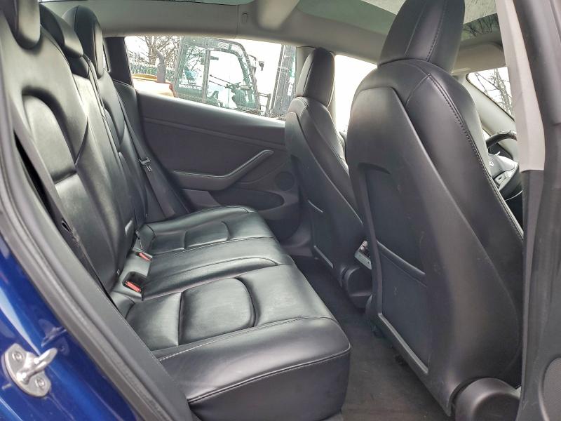 Фото 10 - TESLA MODEL 3