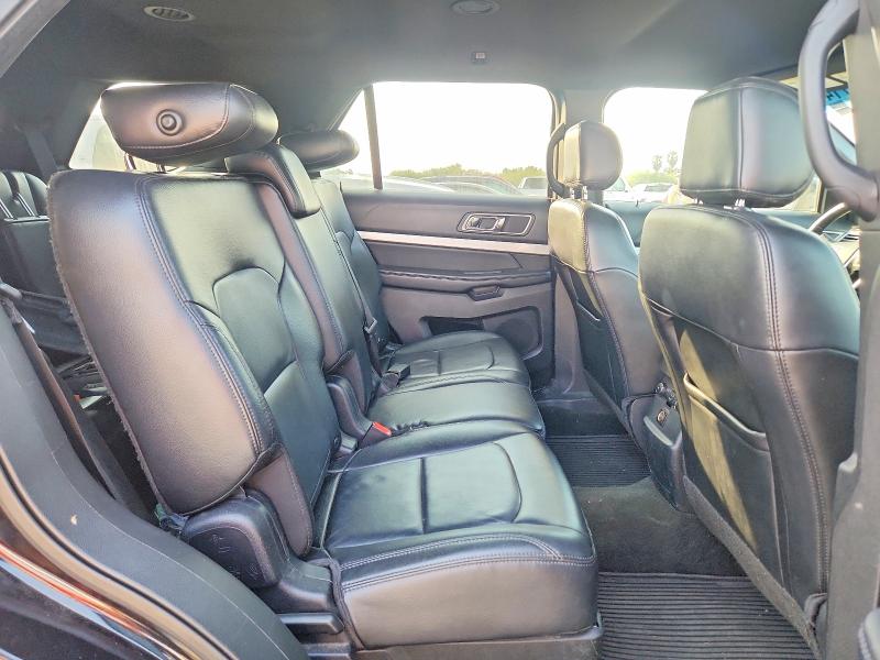 Фото 11 - FORD EXPLORER