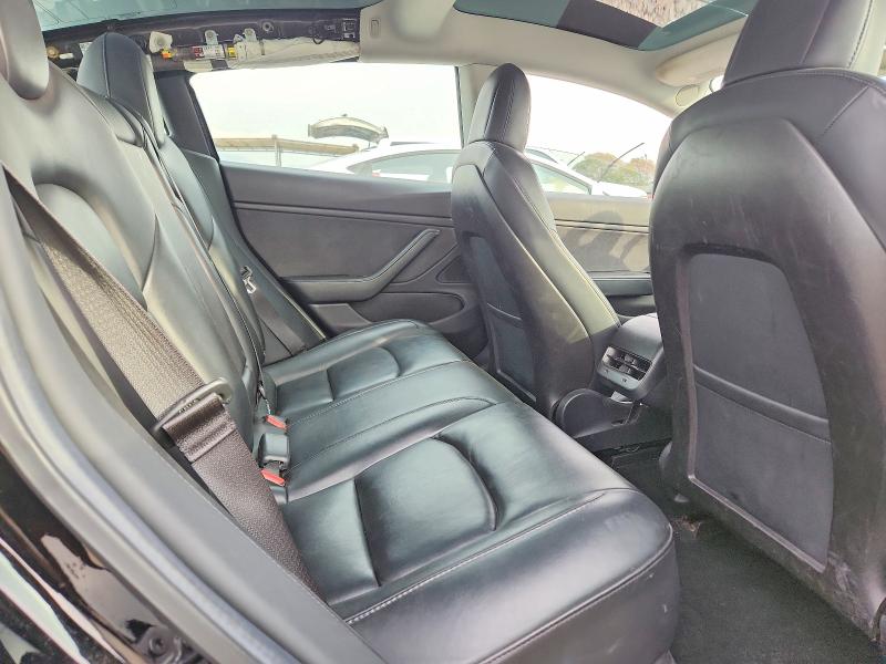 Фото 10 - TESLA MODEL 3