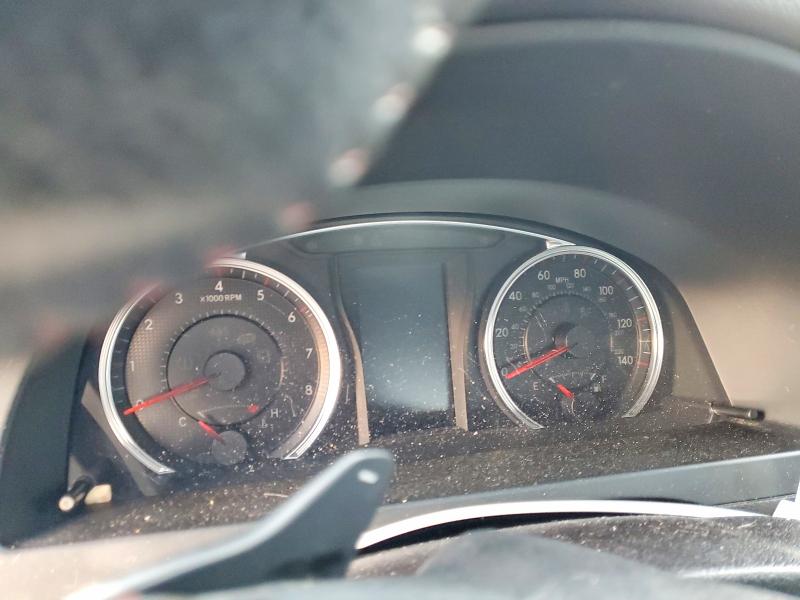 Фото 9 - TOYOTA CAMRY