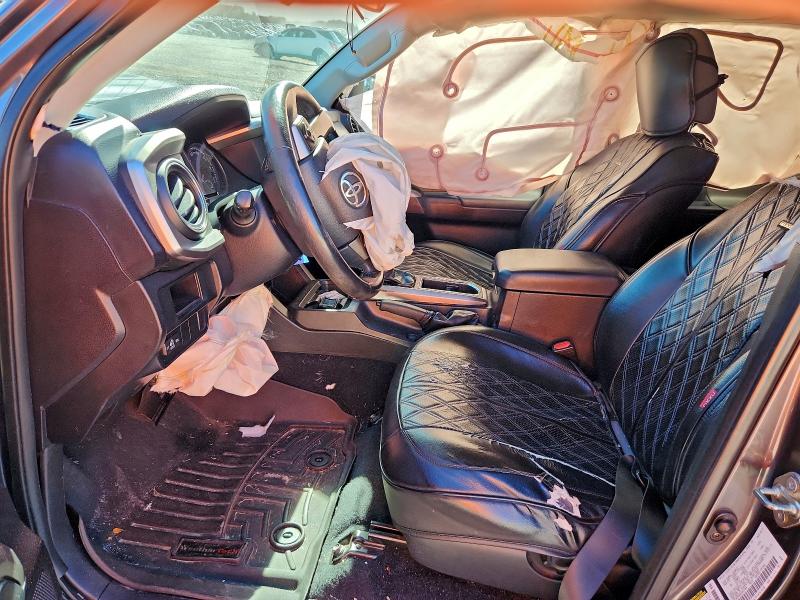 Фото 7 - TOYOTA TACOMA