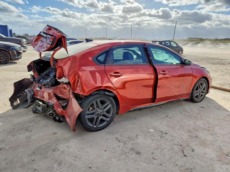 Фото 3 - KIA FORTE