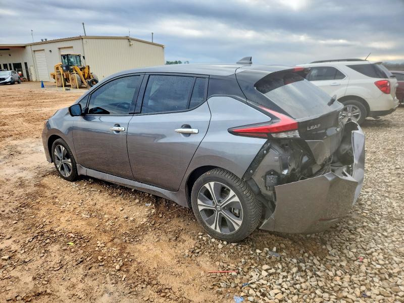 Фото 2 - NISSAN LEAF