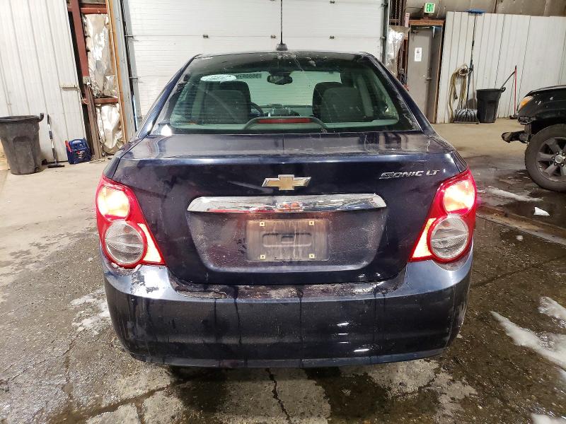 Фото 6 - CHEVROLET SONIC