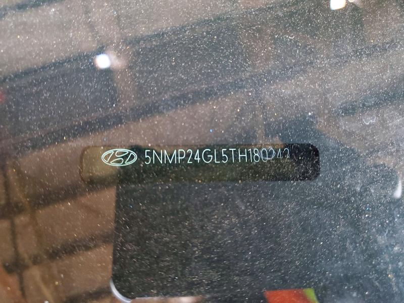 Фото 13 - HYUNDAI SANTA FE