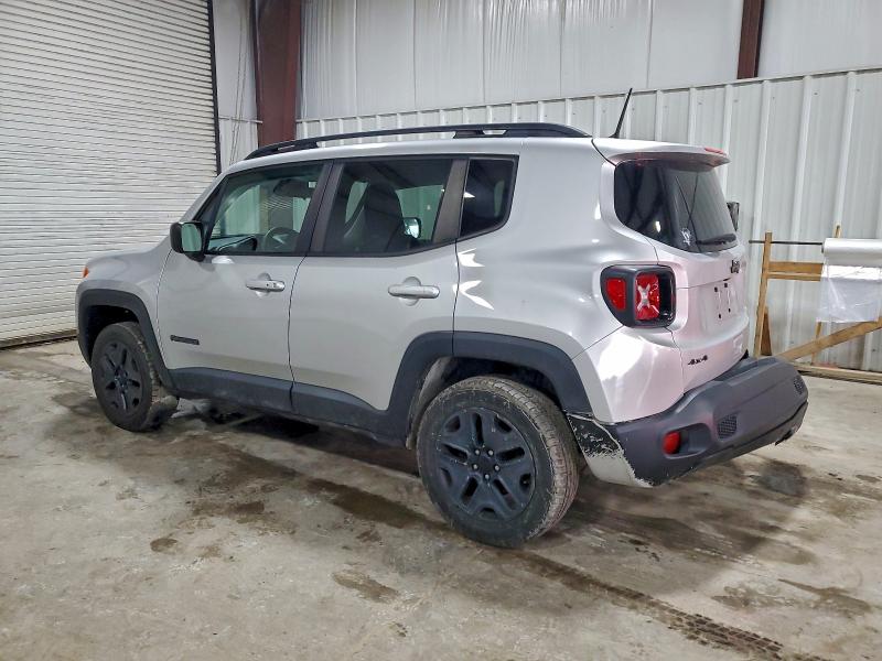 Фото 2 - JEEP RENEGADE