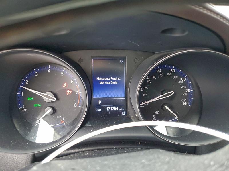 Фото 9 - TOYOTA C-HR