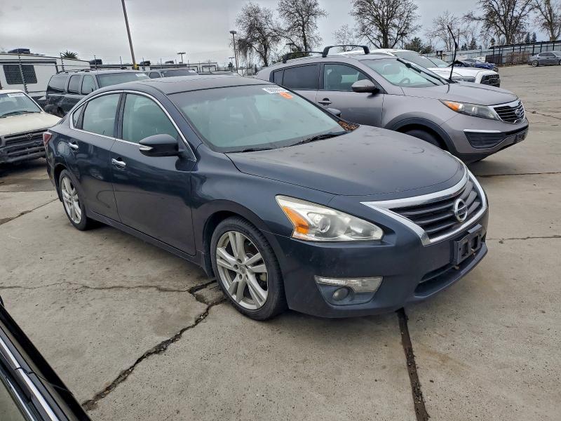 Фото 4 - NISSAN ALTIMA