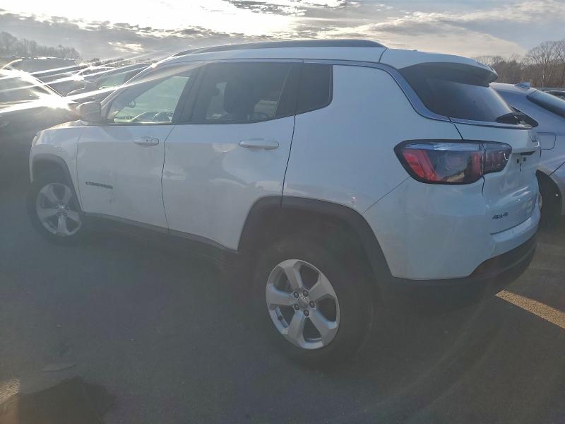 Фото 2 - JEEP COMPASS