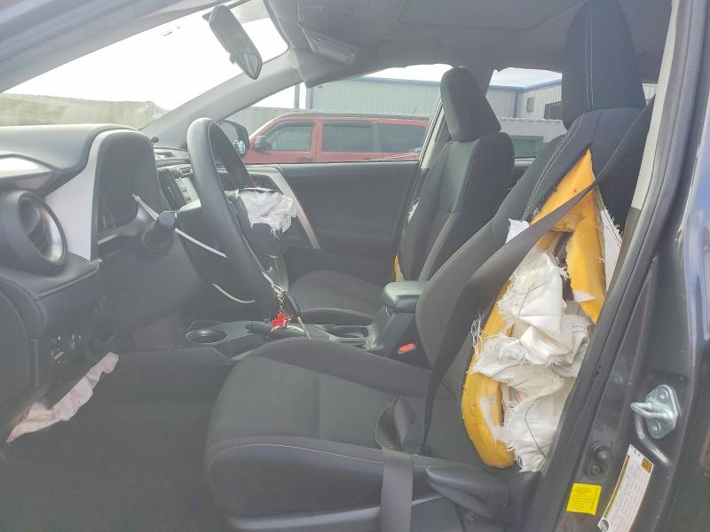 Фото 7 - TOYOTA RAV4