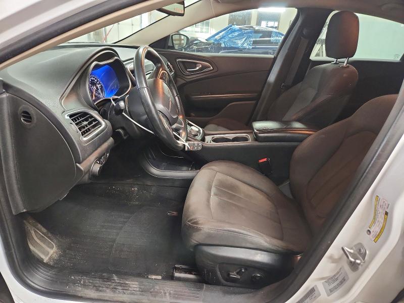 Фото 7 - CHRYSLER 200