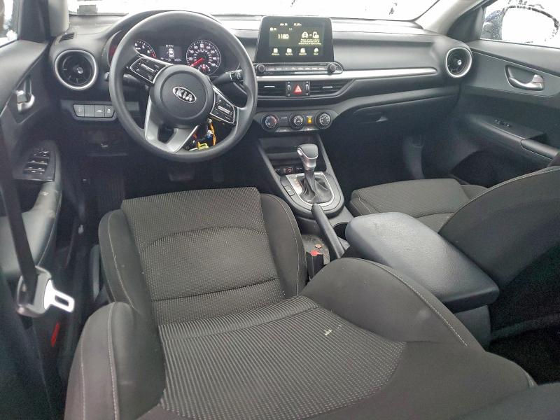 Фото 8 - KIA FORTE